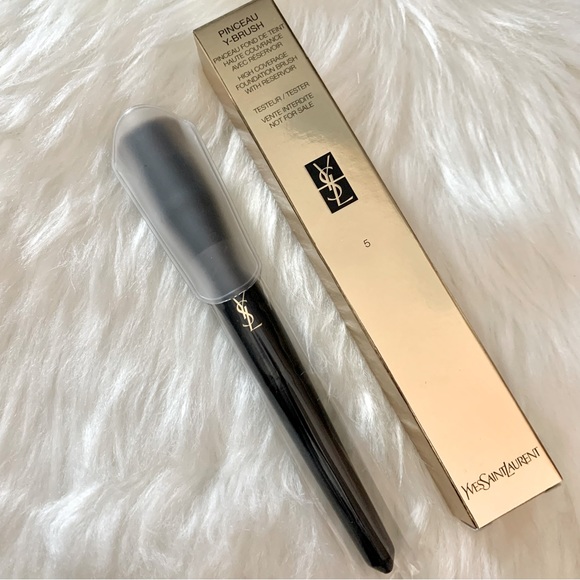 Sephora Other - YSL Pinceau Flat Y Top- High Coverage Foundation w Reservoir Brush #5